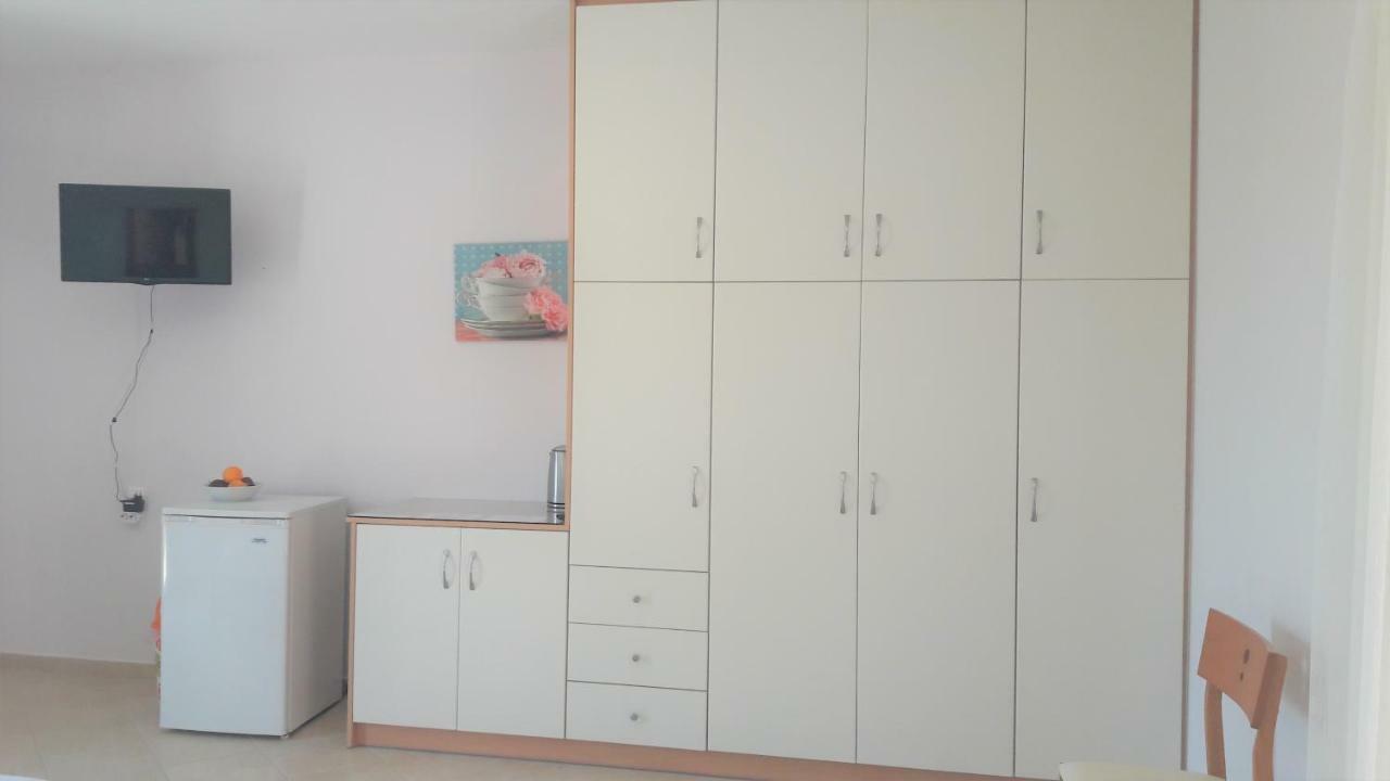 Giannos Apartments Agia Efimia Dış mekan fotoğraf